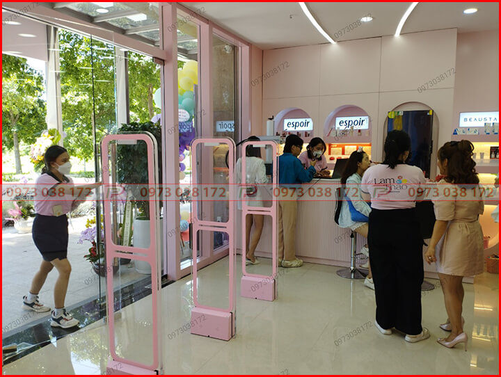 Cổng từ an ninh chống trộm shop mỹ phẩm tại Hồ Chí Minh